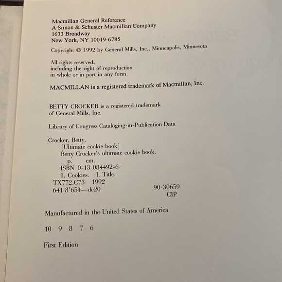 Betty Crocker’s Ultimate Cookie Book Hardcover First Edition 1992 - Picture 6 of 16